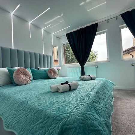 Elegant Escape Central Studio Craiova Exteriér fotografie