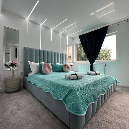Elegant Escape Central Studio Craiova Exteriér fotografie