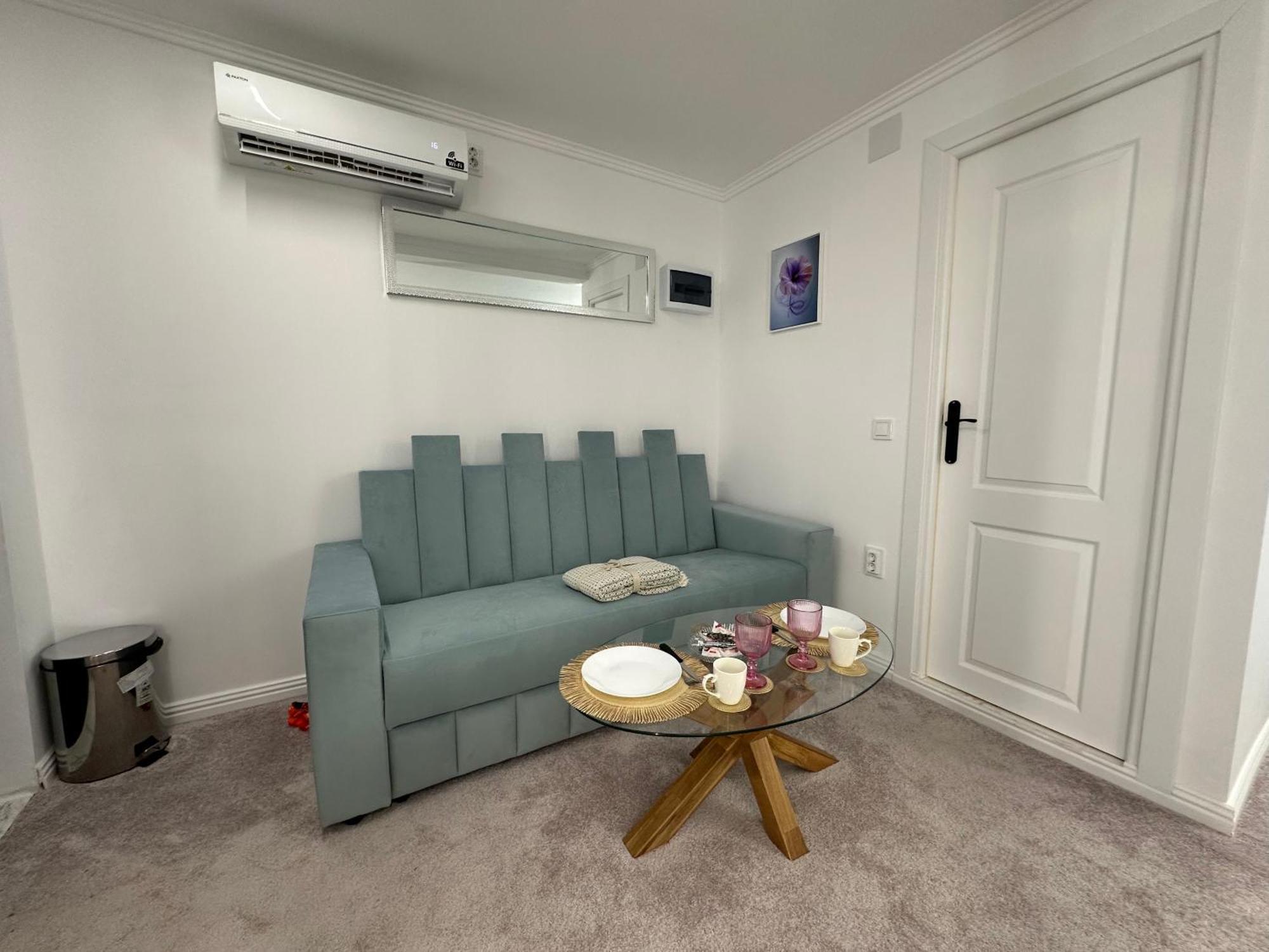 Elegant Escape Central Studio Craiova Exteriér fotografie