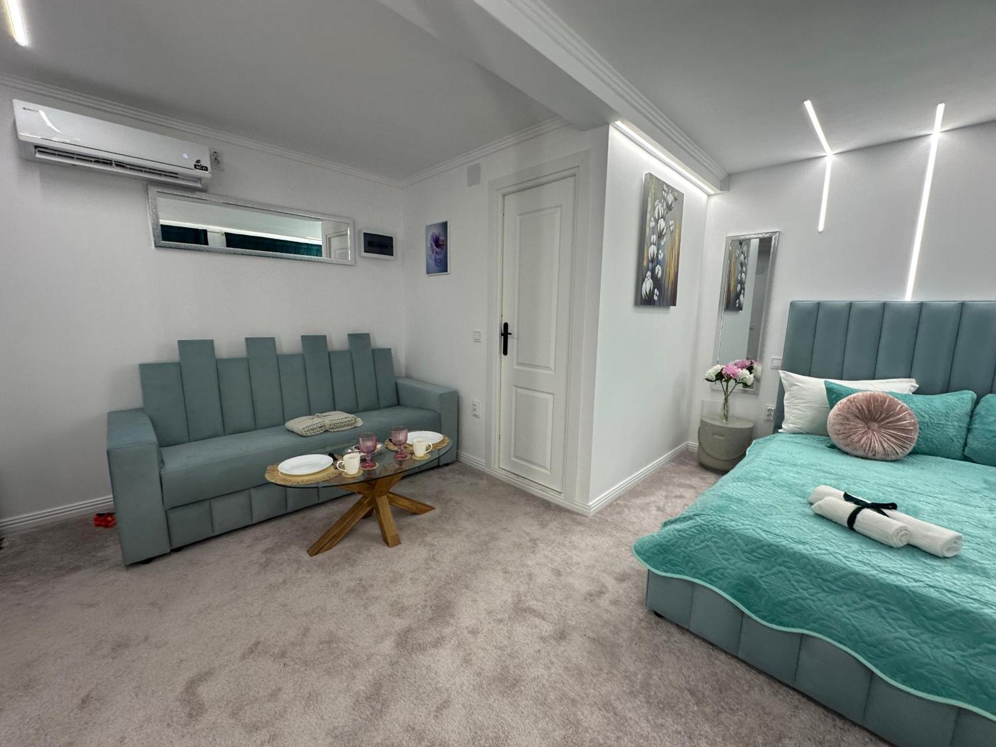 Elegant Escape Central Studio Craiova Exteriér fotografie